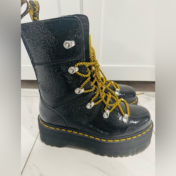 DR MARTENS Ghilana Max NWOT Platform Boots Size 7 - Picture 8 of 13